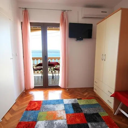 Apartment Two-bedroom Crikvenica Near Sea 12 *