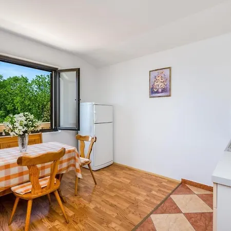 Two-bedroom Crikvenica Near Sea 12