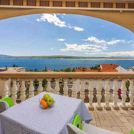 Apartment Two-bedroom Crikvenica Near Sea 12 *