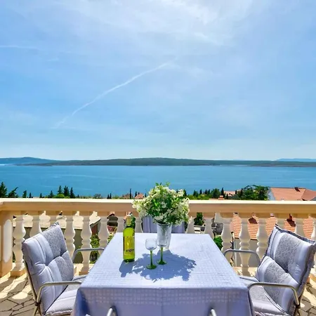 Two-bedroom Crikvenica Near Sea 12