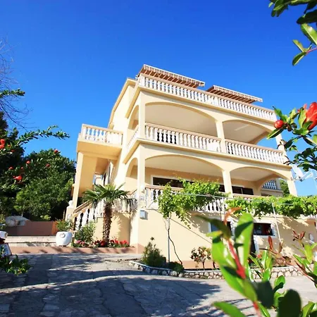 Appartamento Two-bedroom Near Sea 12 Crikvenica