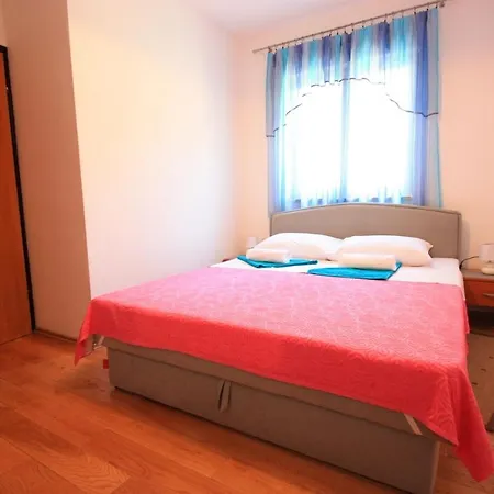 Two-bedroom Crikvenica Near Sea 12
